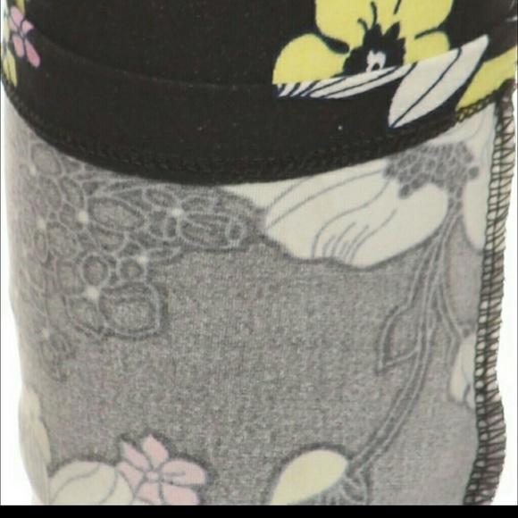 Brushed Floral Leggings - Picture 2 of 5